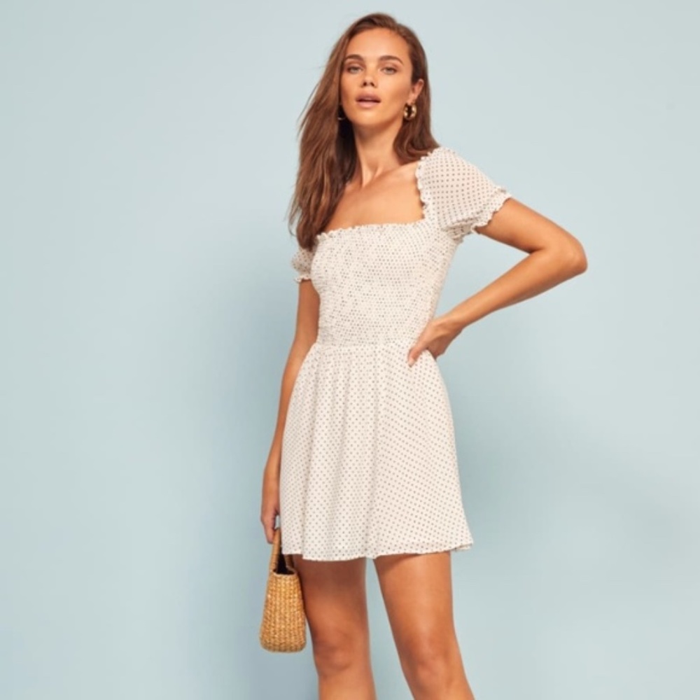 100% OF FUNDS DONATED❤️ Reformation Bambina Dress